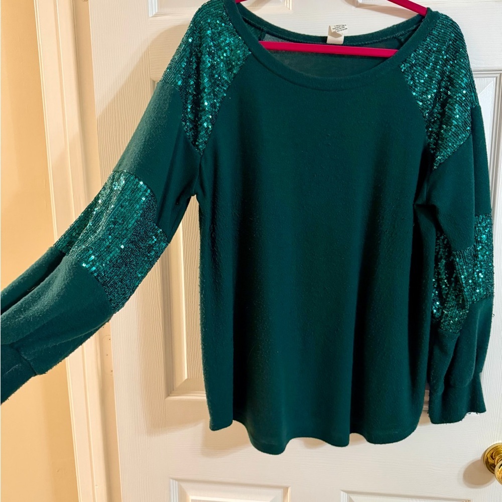 7th Ray Green Sequin Accent Long Sleeve Top – Women’s 2X (Plus)